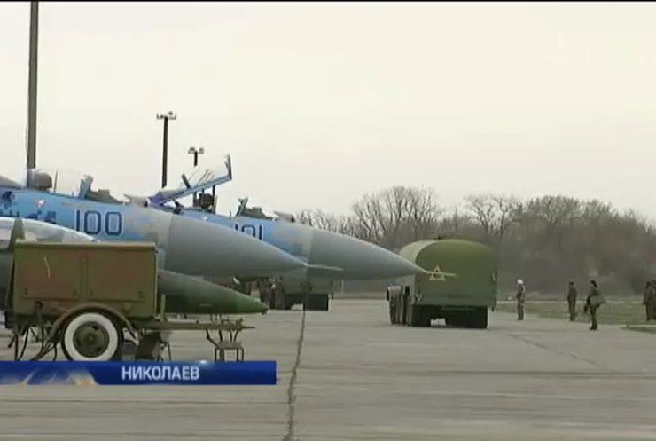 В Украине продолжаются военные авиационные учения