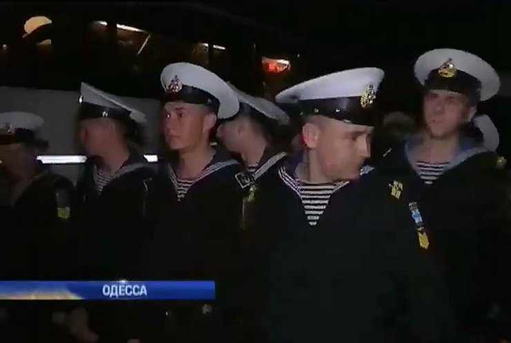 Курсанты военно-морской академии Севастополя покинули Крым