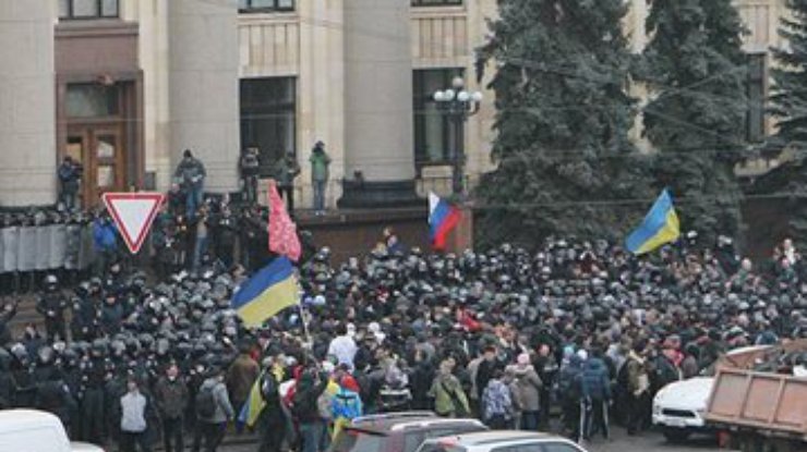 На пророссийском митинге в Харькове требуют отпустить задержанных в ходе спецоперации