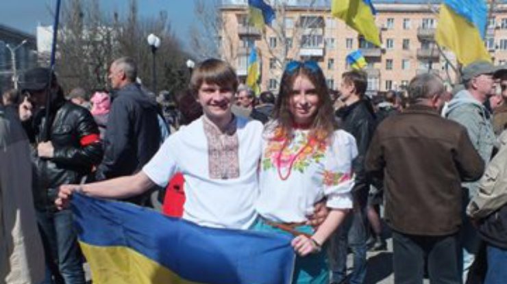 В Херсоне полтысячи человек митинговали за целостность Украины