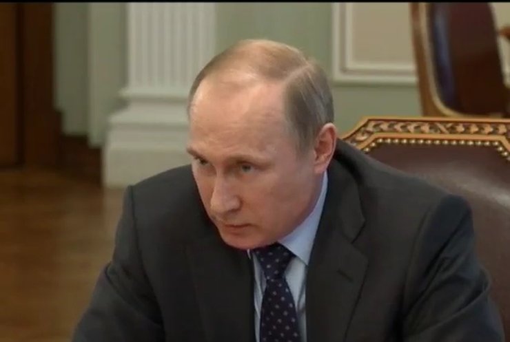 Путин попросил Газпром не вводить предоплату за газ