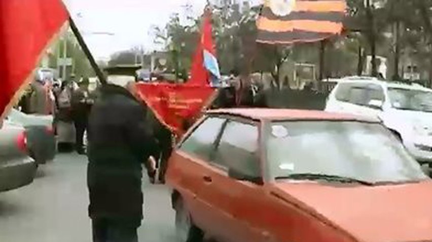 В Днепропетровске прошел немногочисленный пророссийский митинг