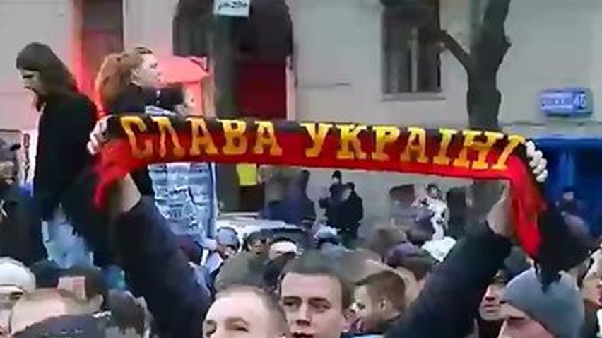 Около двух тысяч харьковчан прошли по городу "Маршем единства"