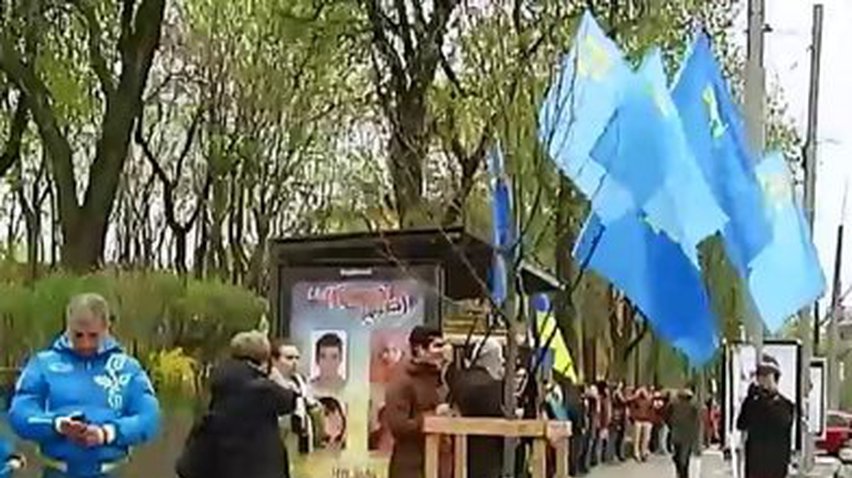 По разным городам страны украинцы выстроились в Цепь единения