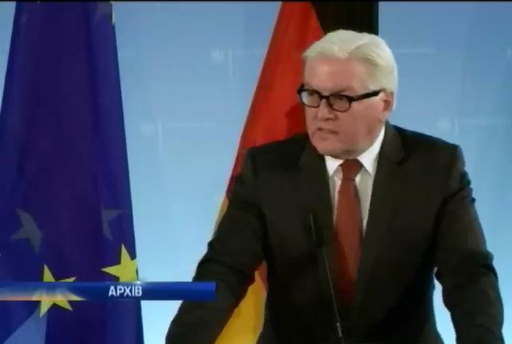 Германия призывает Россию отвести войска от границ Украины