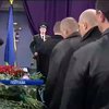 Полтава попрощалась с убитым в Славянске офицером СБУ