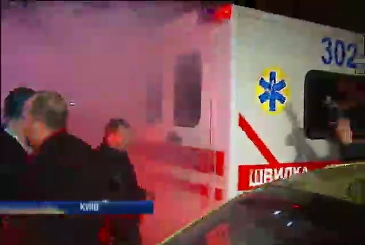 После "Свободы слова" на ICTV активисты забросали яйцами и избили Царева