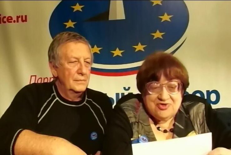 Обзор дня: Новодворская присягнула Украине, а Запад думает о санкциях против России