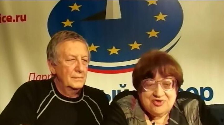 Обзор дня: Новодворская присягнула Украине, а Запад думает о санкциях против России