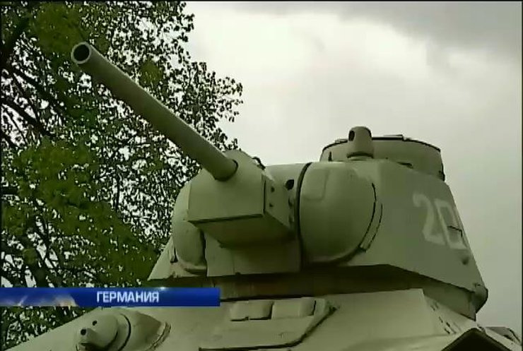 Советские танки Берлин не покинут: Обзор событий дня