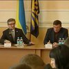 Луценко предлагает к 1 мая освободить здания и в Киеве, и в Донецке