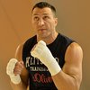 Кличко обратился к болельщикам перед боем с Леапаи