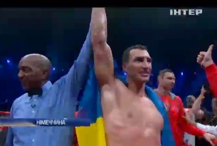 Владимир Кличко защитил свой титул чемпиона мира по боксу в супертяжелом весе