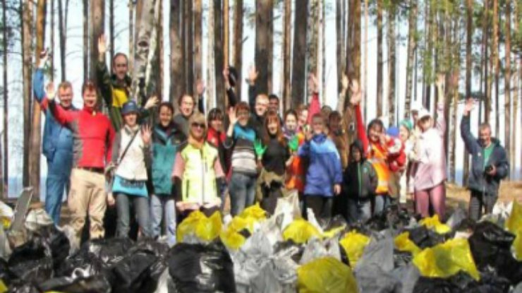 В Болгарии за день собрали около 14 тонн мусора