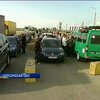Очередь на границе с Крымом растянулась на 4 километра (видео)