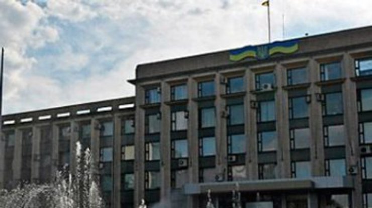 В горсовете Донецка отвергли сообщения о перестрелке