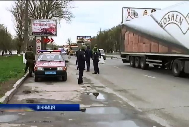 Слухи о террористах вызвали панику в Виннице (видео)