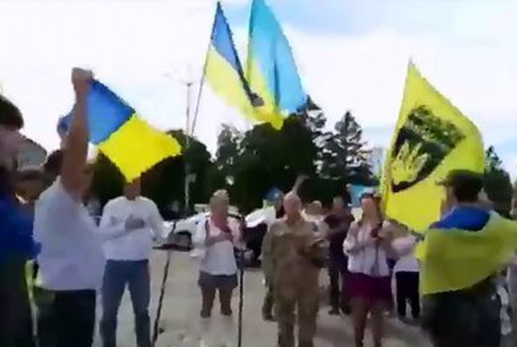 В Чернигове устроили автопробег за единство и мир в Украине