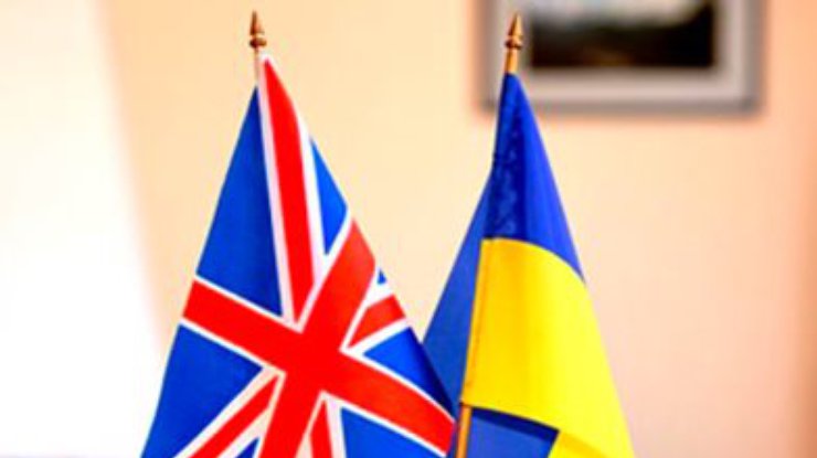 Британия считает прискорбным референдум на Донбассе