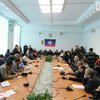В Донецкой области полностью парализована работа органов местной власти
