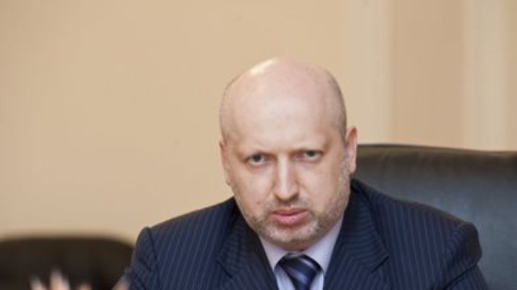 Турчинов уволил глав четырех райгосадминистраций в Донецкой области