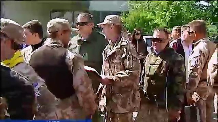 Парубий решил расформировать самооборону Майдана до середины мая
