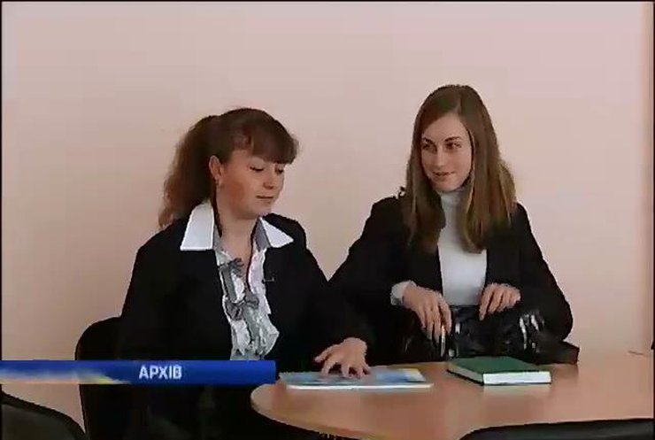 Выпускники школ из восточных регионов Украины могут закончить обучение в столице