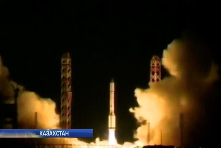Российская ракета "Протон" упала после старта с Байконура