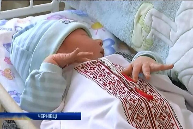 В Черновцах отпраздновали День вышиванки (видео)