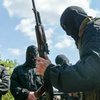 Десятки террористов обстреляли украинский блокпост под Амвросиевкой