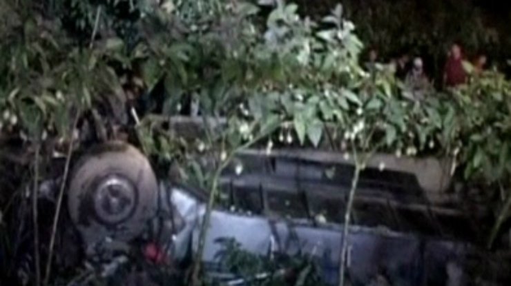 В Колумбии из-за возгорания школьного автобуса погибли 16 детей
