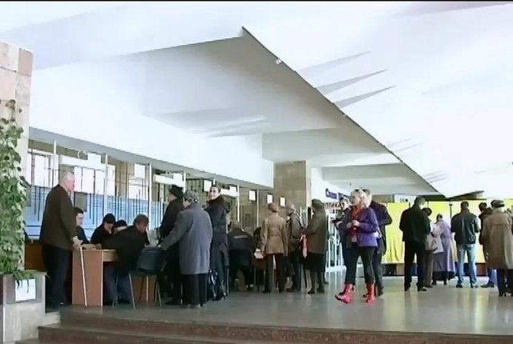 Учителя Днепропетровска боятся проводить выборы
