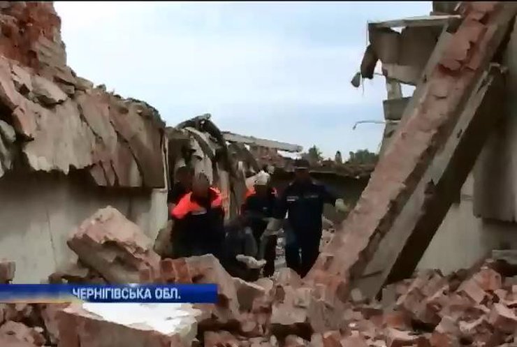 На Черниговщине двое человек погибли под завалами дома