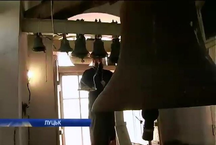 Волынские священники поддержали Донбасс колокольным звоном