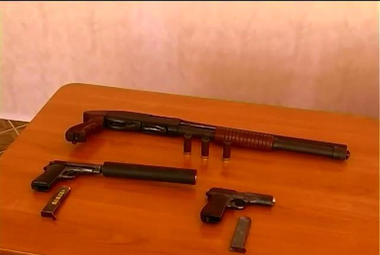 В Запорожье у криминального авторитета изъяли оружие, - милиция