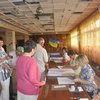 В Мариуполе люди идут голосовать, несмотря на угрозы сепаратистов