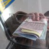 В Киеве не успевшие проголосовать собираются штурмовать избирательный участок
