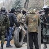 Террористы напали на блокпост под Славянском, двоих из них убили