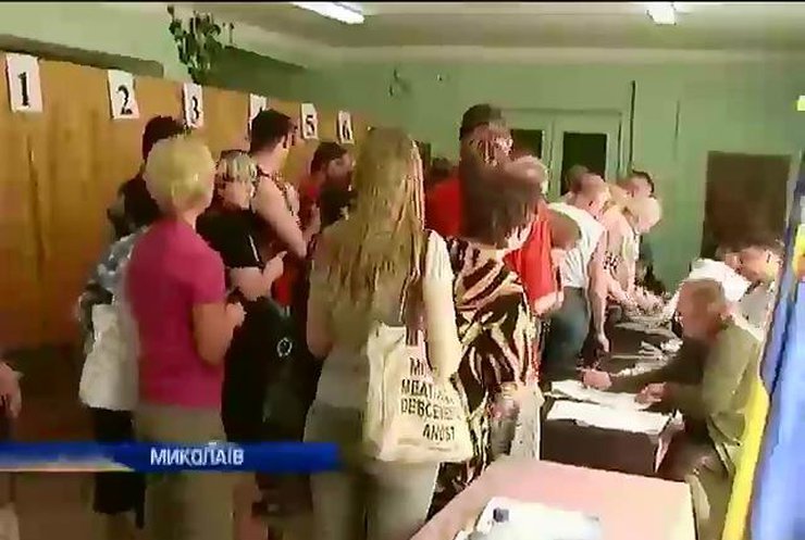В регионах Украины прошли выборы в местные советы