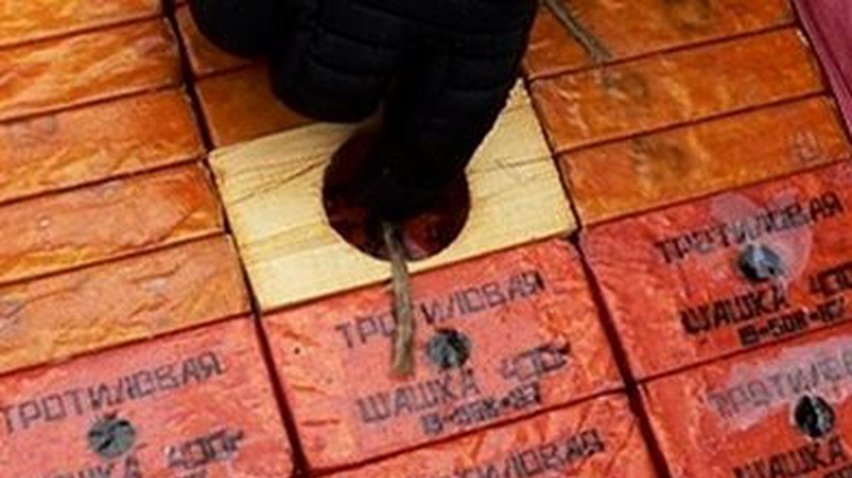 Террористы похитили тонну взрывчатки у спасателей Луганска (видео)