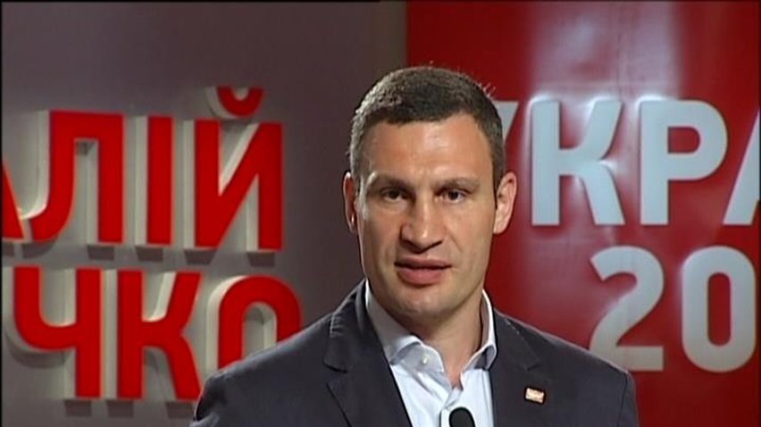 Виталий Кличко намерен разобрать баррикады Майдана (видео)
