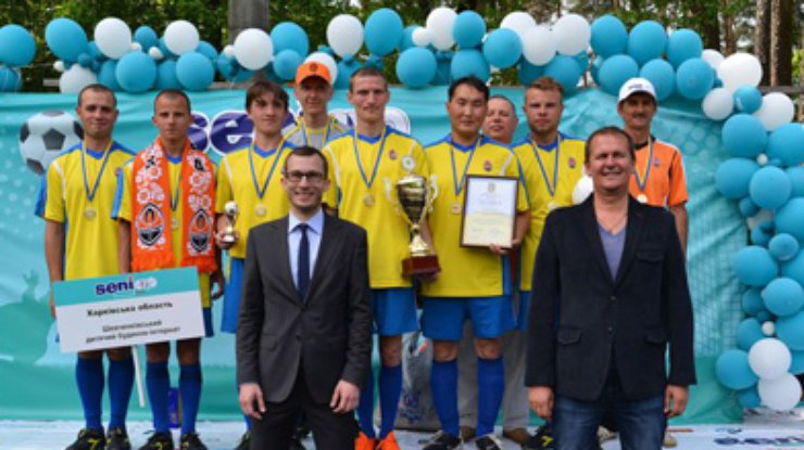 В Украине прошел X международный турнир по футболу для молодых людей с особенными потребностями "Seni Cup 2014"