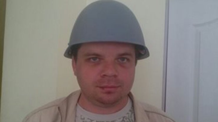 Террористы освободили одного из двух журналистов, похищенных в Луганске