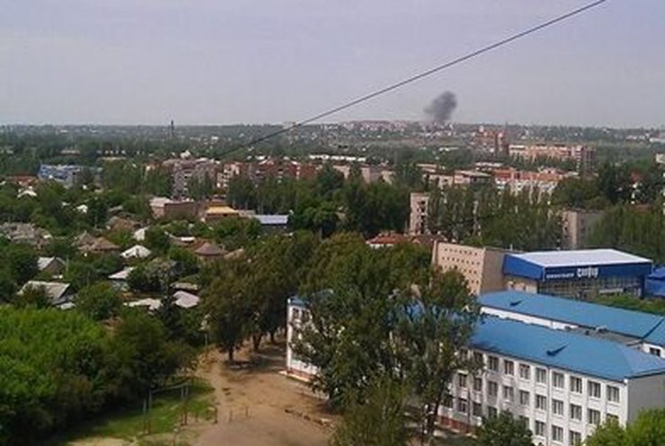 В Славянске завязался бой: Снаряды летят по жилым районам (фото, видео)