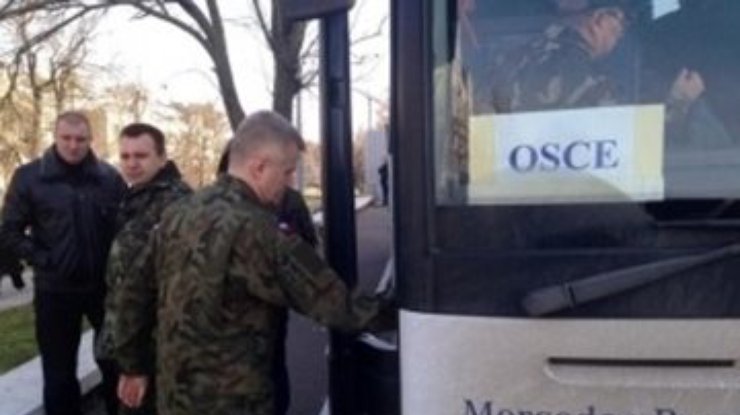 США призывают Москву помочь освободить захваченных в Славянске наблюдателей ОБСЕ