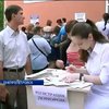 Жители Днепропетровска массово сдают кровь для раненых Нацгвардейцев