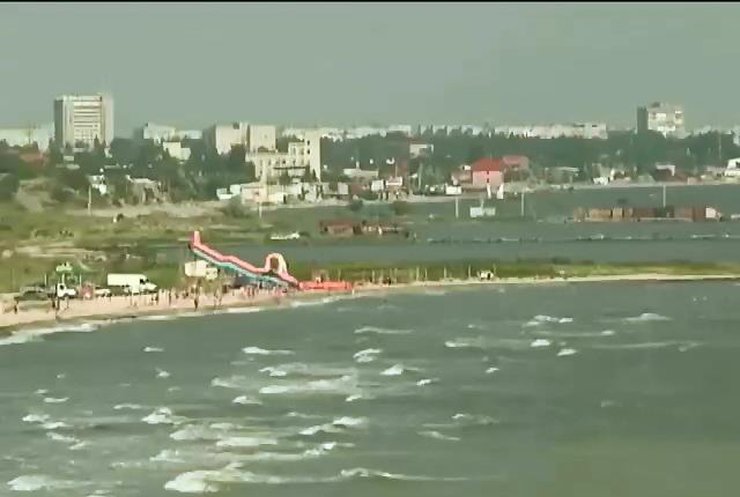 Бердянск принял беженцев из горячих точек востока Украины (видео)