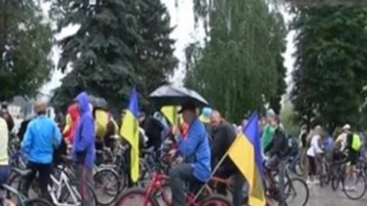 В Сумах прошел велопробег за единство Украины
