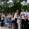 Выпускники школы в Ялте пели украинский гимн вместо российского (видео)