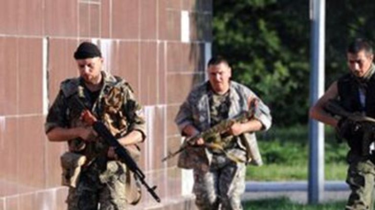 В Артемовске переговоры с террористами закончились стрельбой: есть жертвы